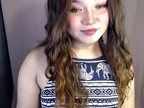 Eyes-on-me online show from 11-26-25, 08:03