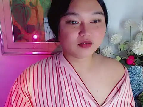 Eyes-on-me online show from 06-11-26, 12:23