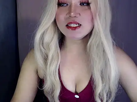 Eyes-on-me online show from 03-16-26, 06:10