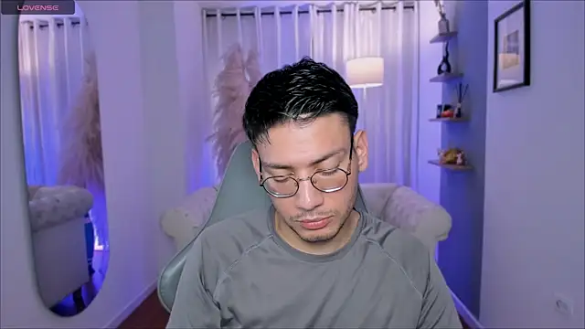 marcuswildx online show from 12-22-25, 05:13