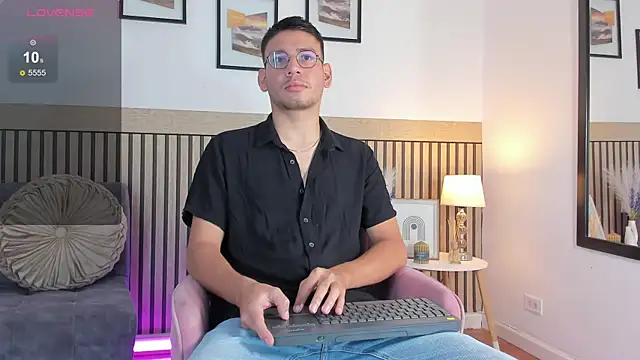 marcuswildx online show from 09-26-25, 05:53