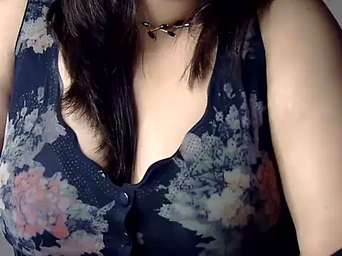 Aaliya02 online show from 11-15-25, 08:24