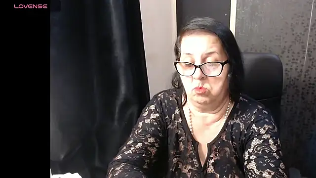 MissSanjanne online show from 04-16-26, 09:39