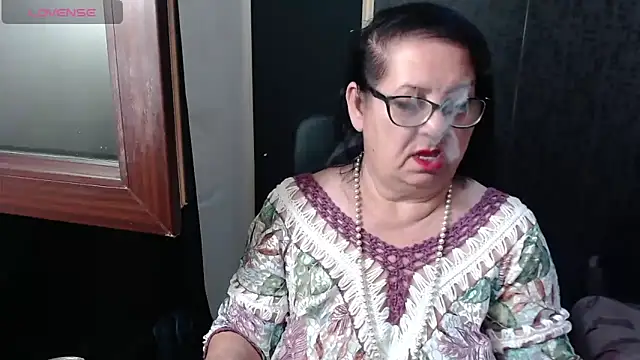 Snapshot of MissSanjanne chatting on 05-22-26, 10:41 MissSanjanne online show from 05-22-26, 10:41