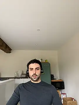 eauminerale online show from 02-13-26, 01:11