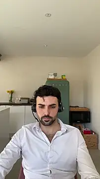 eauminerale online show from 02-25-26, 10:15