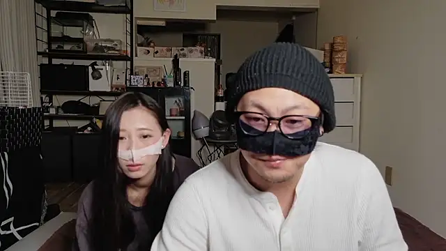 Snapshot of shun_ch chatting on 05-07-26, 01:58 shun ch online show from 05-07-26, 01:58