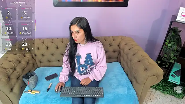 Vhaleria Vega online show from 10-04-25, 01:01