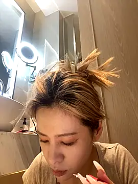 miumiu-66 online show from 11-04-25, 07:39