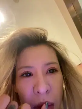 miumiu-66 online show from 02-28-26, 12:54