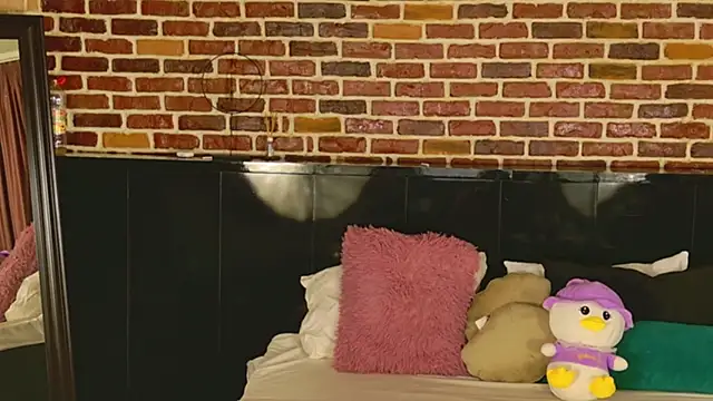 MeganSin  online show from 11-30-25, 05:41