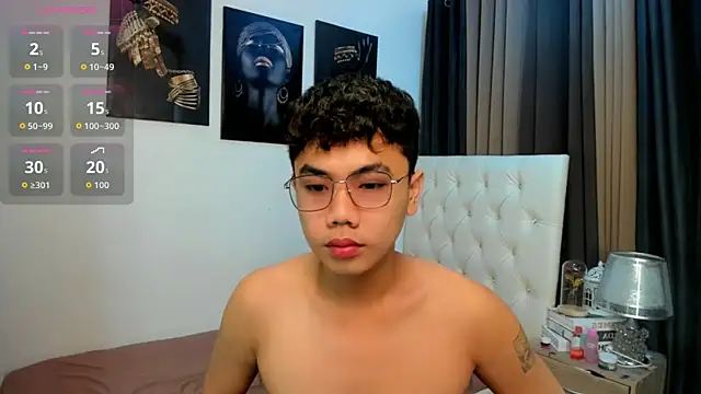 Snapshot of JuliuswildCock chatting on 10-09-25, 05:57 JuliuswildCock online show from 10-09-25, 05:57