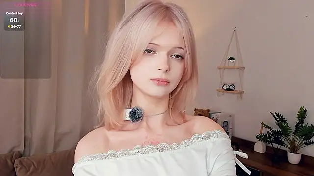 LaureMestler online show from 02-15-26, 09:52