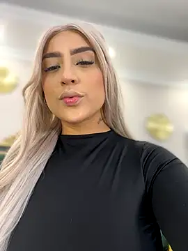 CourtneyRoses online show from 12-22-25, 09:26