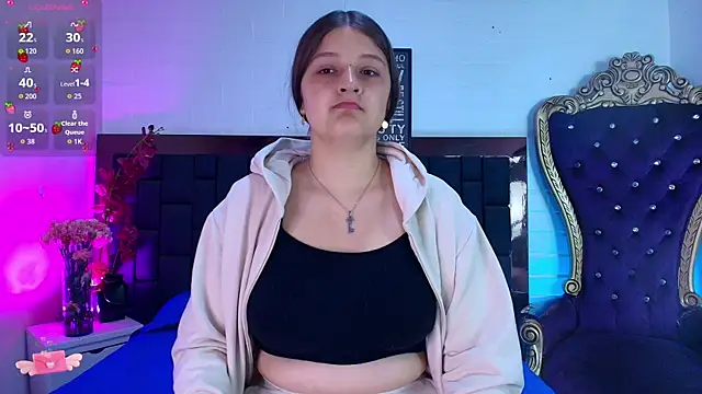 Krystal Heartss online show from 12-04-25, 12:59