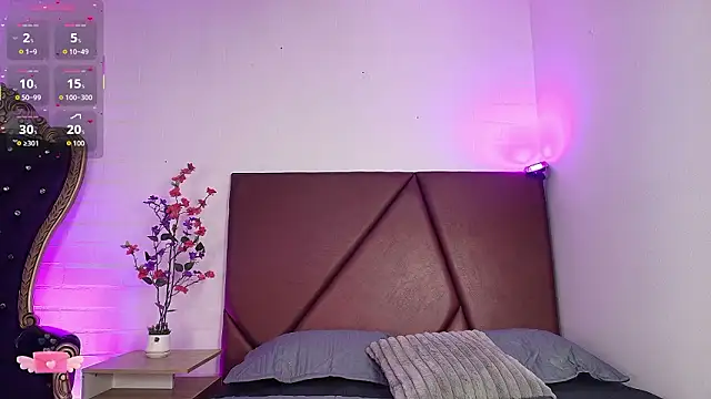 Snapshot of Krystal_Heartss chatting on 02-21-26, 01:02 Krystal Heartss online show from 02-21-26, 01:02