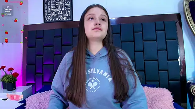 Krystal Heartss online show from 11-12-25, 02:43