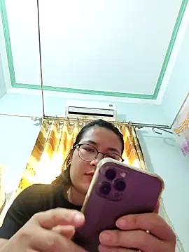 Linda-pusy online show from 11-06-25, 03:21