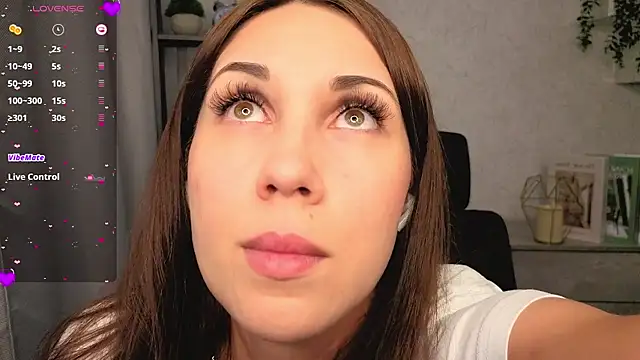 DreamVelour online show from 12-20-25, 07:50