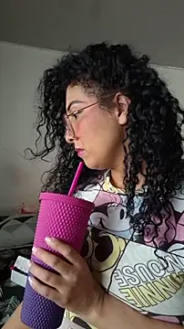 LondonHilton online show from 03-12-26, 08:57