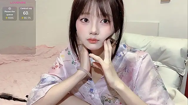 Ximei-O online show from 10-26-25, 02:28