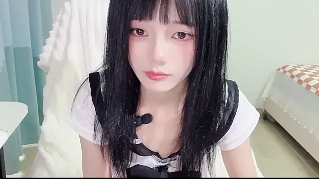Snapshot of Ximei-O chatting on 06-01-26, 04:35 Ximei-O online show from 06-01-26, 04:35