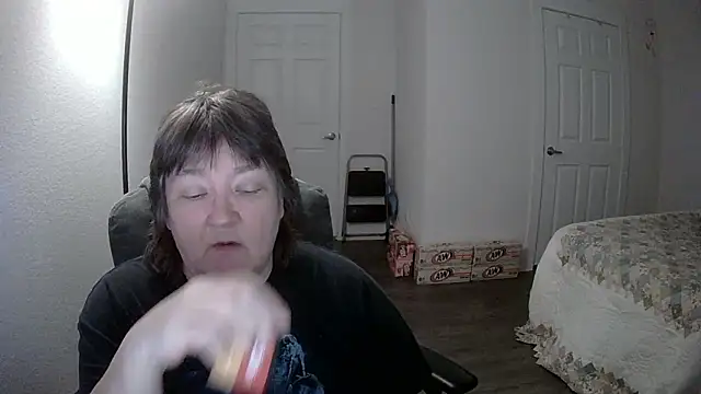 Buggy1965 online show from 01-18-26, 04:32