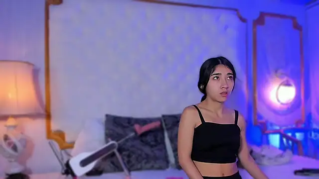 Mariana Kalo online show from 12-22-25, 10:59