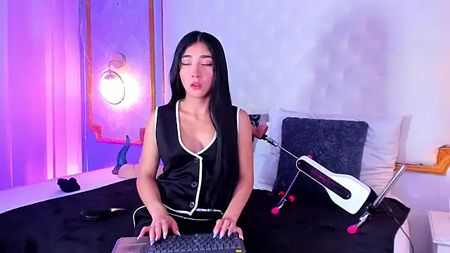 Snapshot of Mariana_Kalo chatting on 02-07-26, 10:34 Mariana Kalo online show from 02-07-26, 10:34