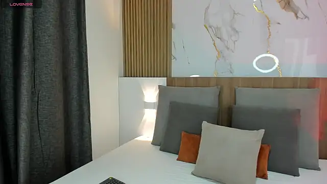 cristal priincess online show from 11-05-25, 03:15