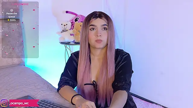 LunaOcampo  online show from 09-30-25, 09:21