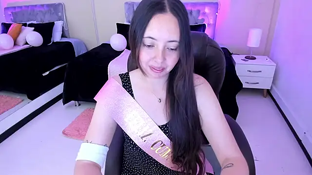 Nata Velvet online show from 10-10-25, 01:45