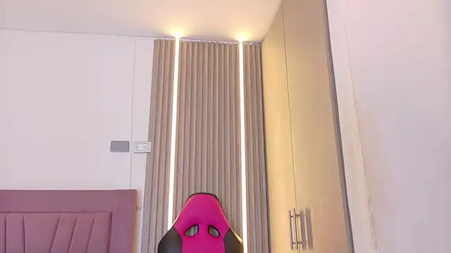 meli peach1 online show from 10-27-25, 07:26