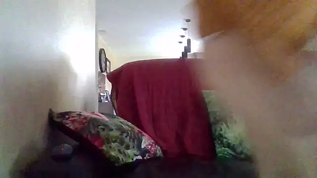 Roccobis online show from 12-15-25, 02:34