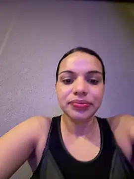 Snapshot of Anavalle chatting on 05-23-26, 05:34 Anavalle online show from 05-23-26, 05:34