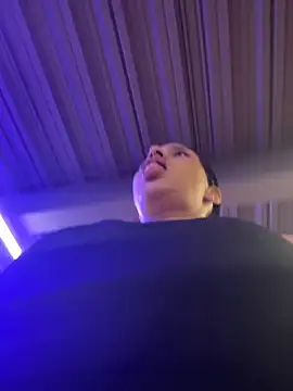 Anavalle online show from 11-26-25, 06:08