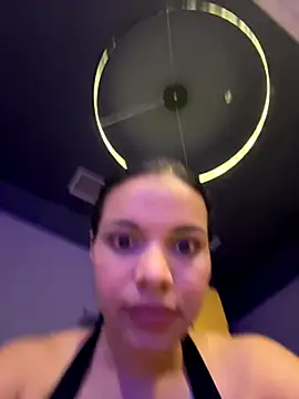 Anavalle online show from 11-28-25, 03:56