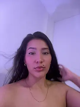 IsabellaJoness  online show from 04-09-26, 08:59