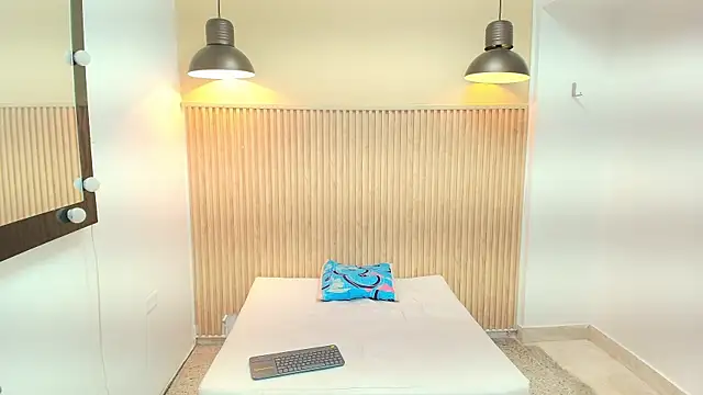 Frayhot777 online show from 01-08-26, 08:04