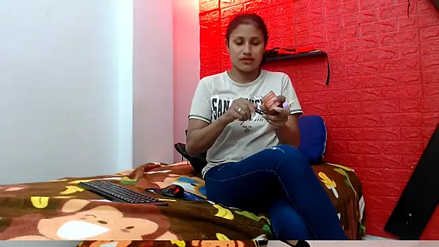 Snapshot of flaca8945 chatting on 09-26-25, 07:10 flaca8945 online show from 09-26-25, 07:10