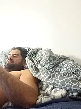 Snapshot of theking1_1 chatting on 01-10-26, 06:20 theking1 1 online show from 01-10-26, 06:20