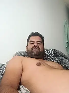 Snapshot of theking1_1 chatting on 01-09-26, 05:36 theking1 1 online show from 01-09-26, 05:36