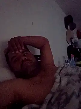 Snapshot of theking1_1 chatting on 04-07-26, 12:12 theking1 1 online show from 04-07-26, 12:12