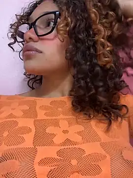 PrettyLia online show from 02-24-26, 07:48