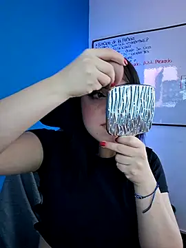 Zafira  online show from 11-12-25, 05:28