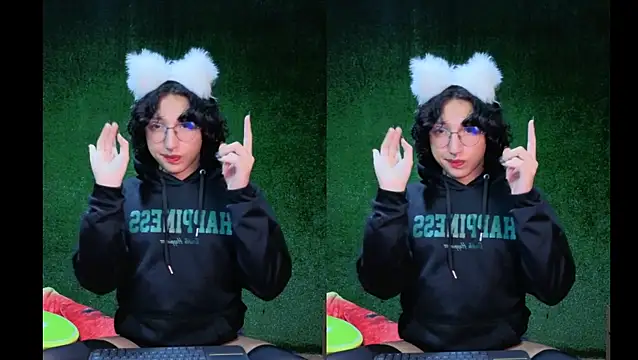 -BlueOpal- online show from 12-17-25, 02:55