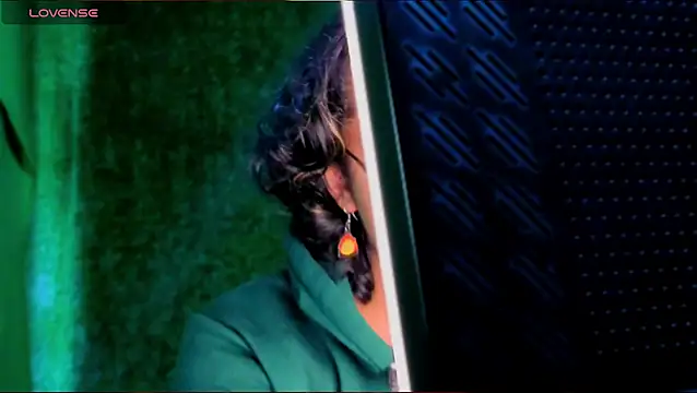 -BlueOpal- online show from 10-11-25, 06:09