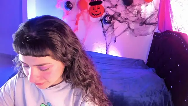 kitty  chs online show from 11-07-25, 11:26