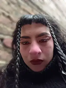 kitty  chs online show from 04-21-26, 03:29