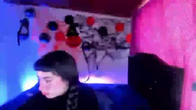 kitty  chs online show from 10-29-25, 12:26